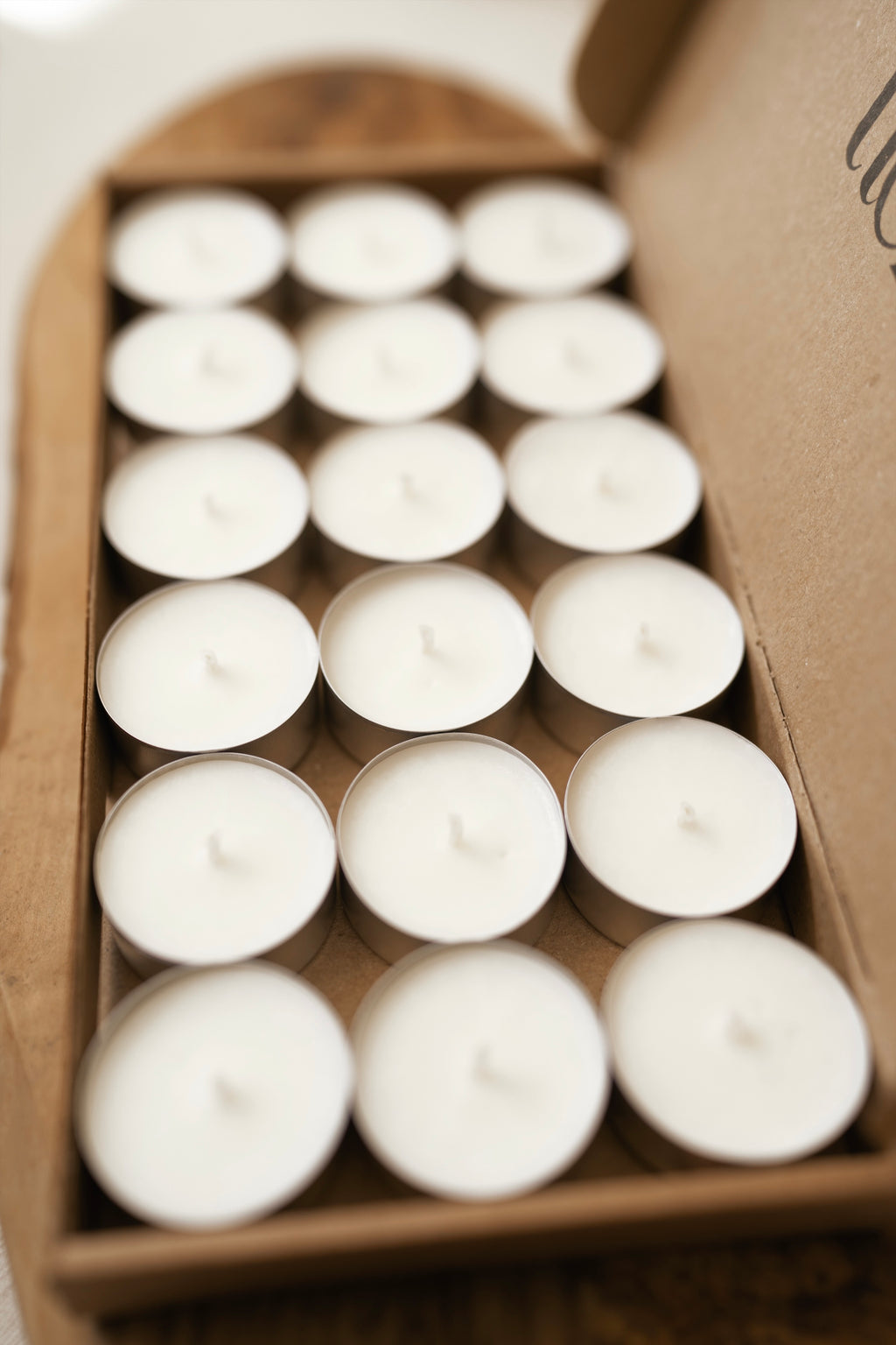 Tonka + Myrrh Scented Soy Tealights