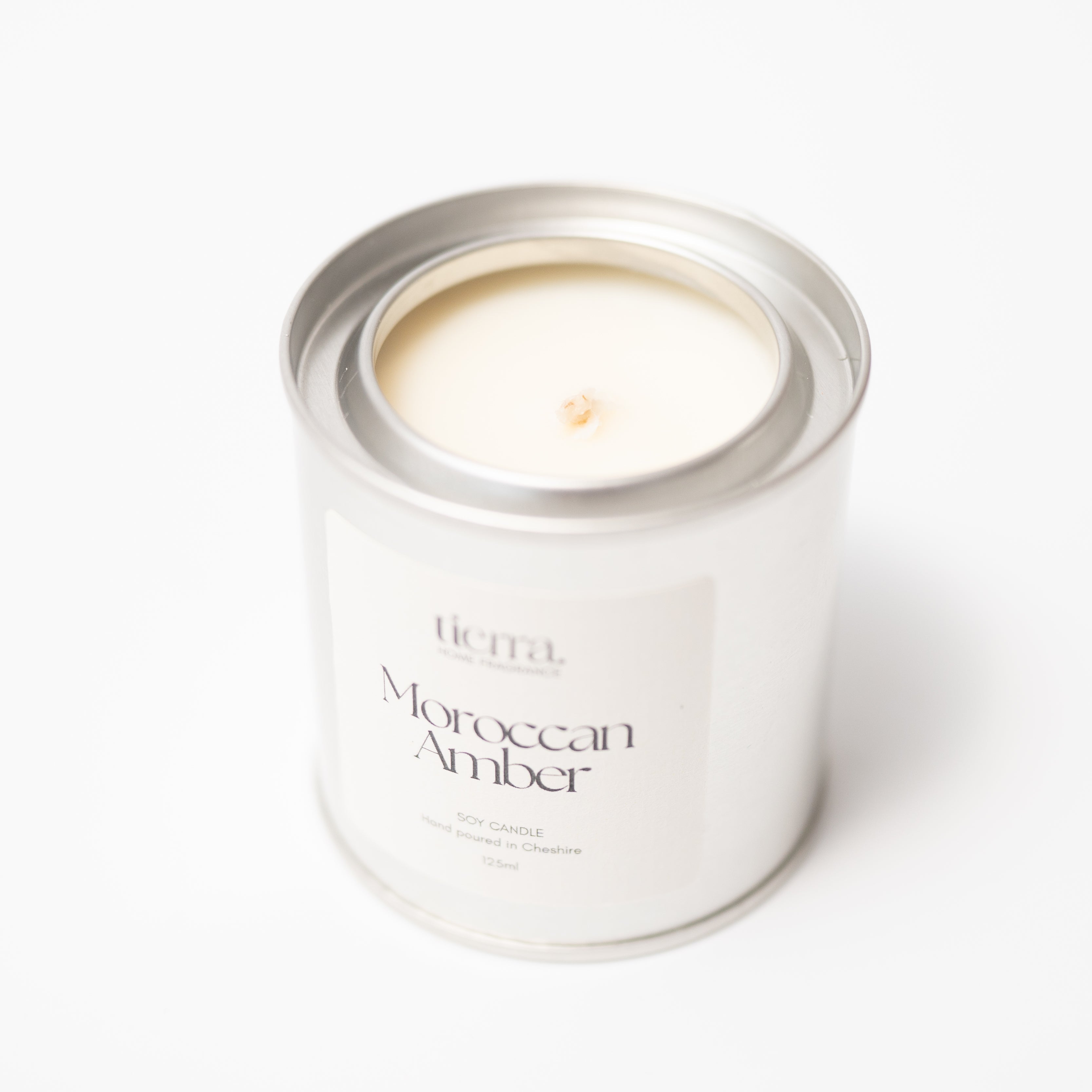 Moroccan Amber soy wax travel candle in tin